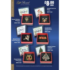 901036 Gift Boxed Crystal Brooches Diamanté Reindeer Wreath Brooch